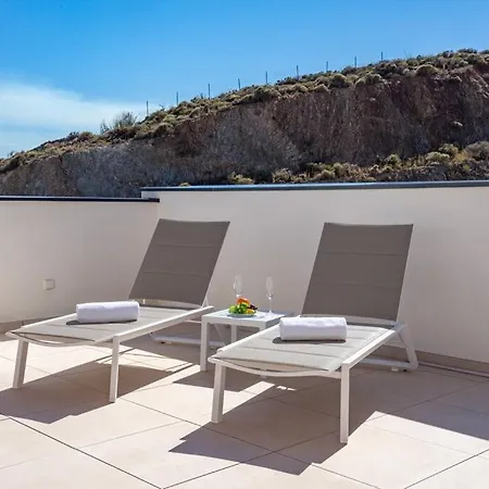 Stunning Penthouse W Private Pool In El Higueron By Costarentals - Ref 178 *
