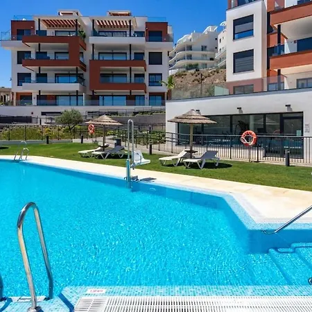 Stunning Penthouse W Private Pool In El Higueron By Costarentals - Ref 178
